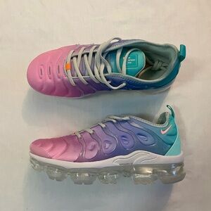 Nike Pink and Blue Athletic Shoes with VaporMax Cushioning